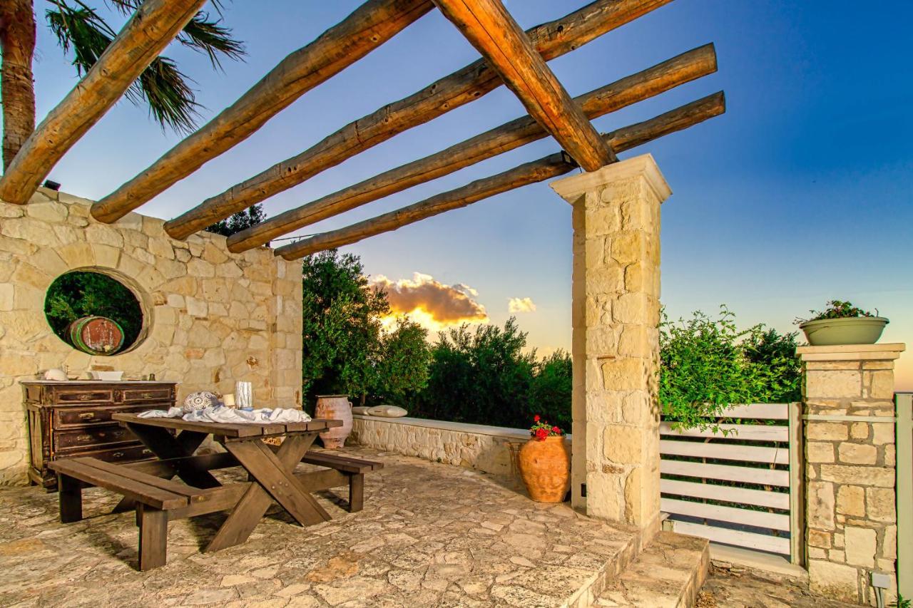 Venizelos Studios Platanés Exterior foto